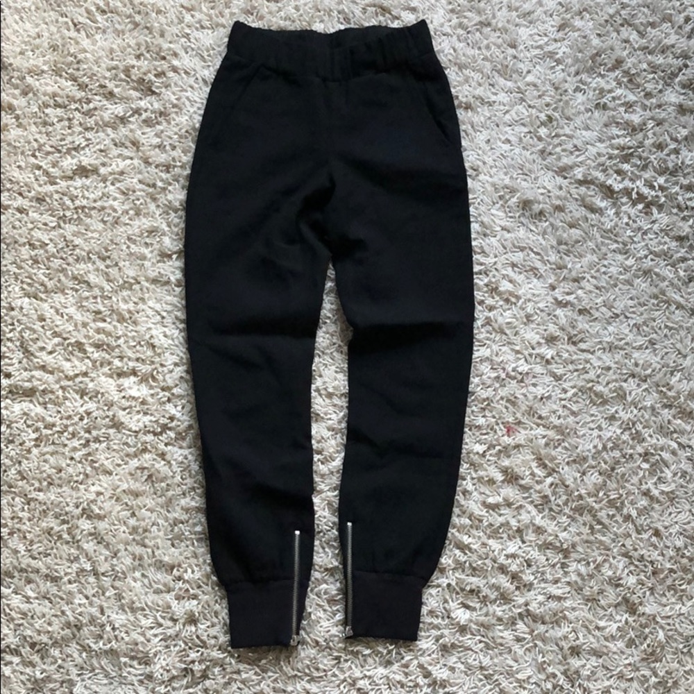 aritzia babaton finch double knit zip joggers xxs